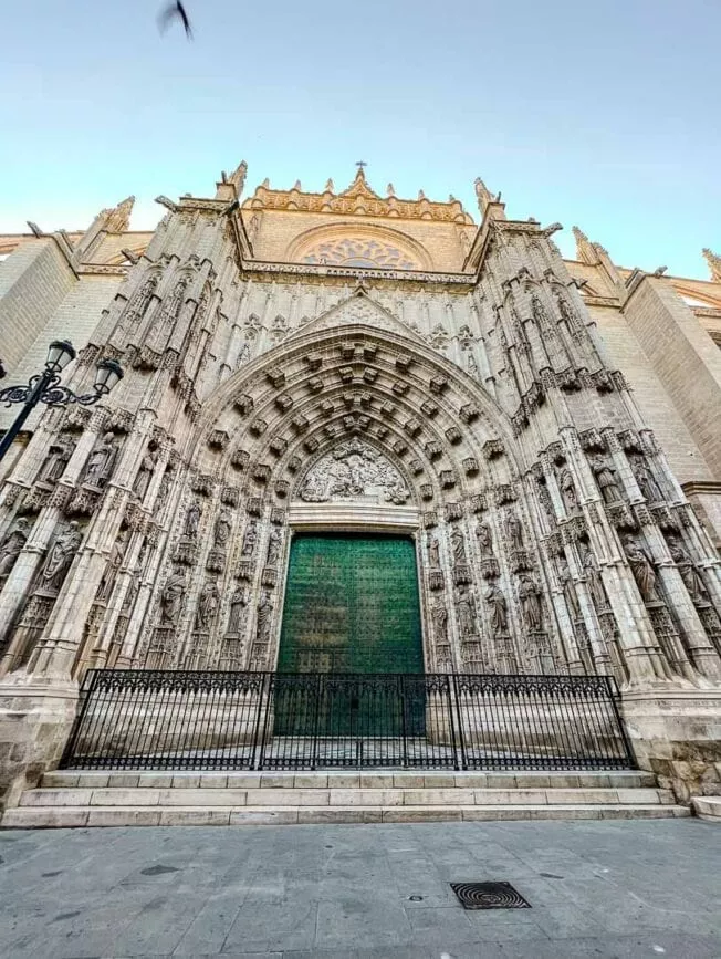 sevilla kathedrale tor der himmelfahrt 2
