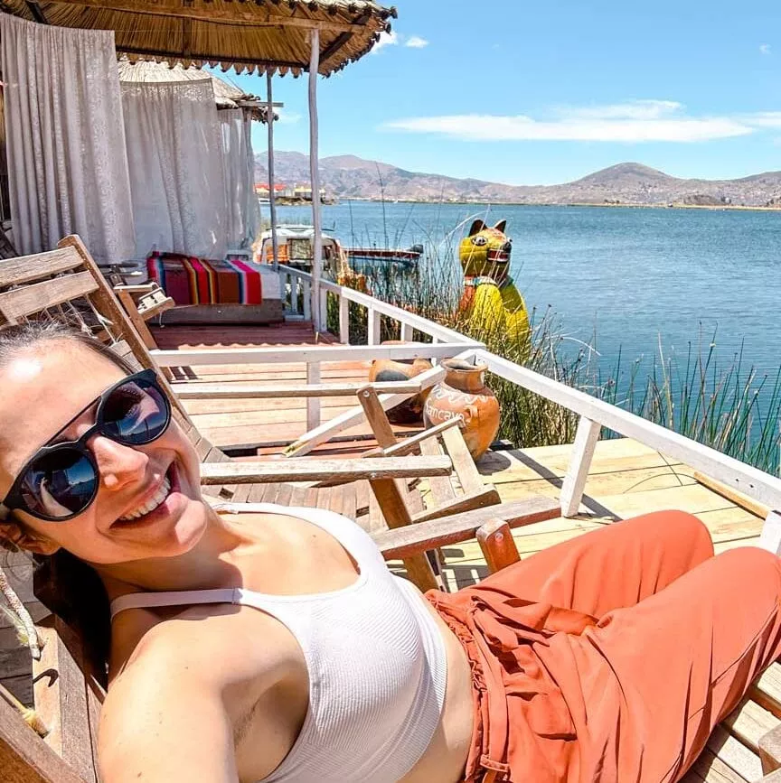 peru uros aruntawi lodge terrasse