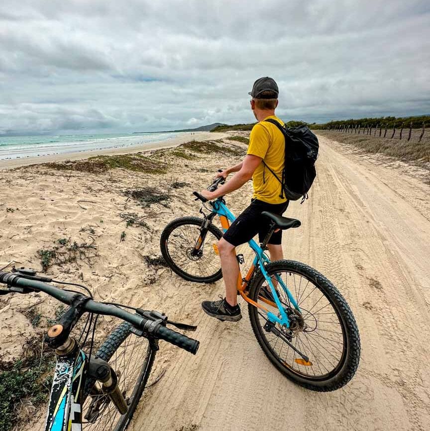 galapagos inseln isla isabela fahrradtour wall of tears