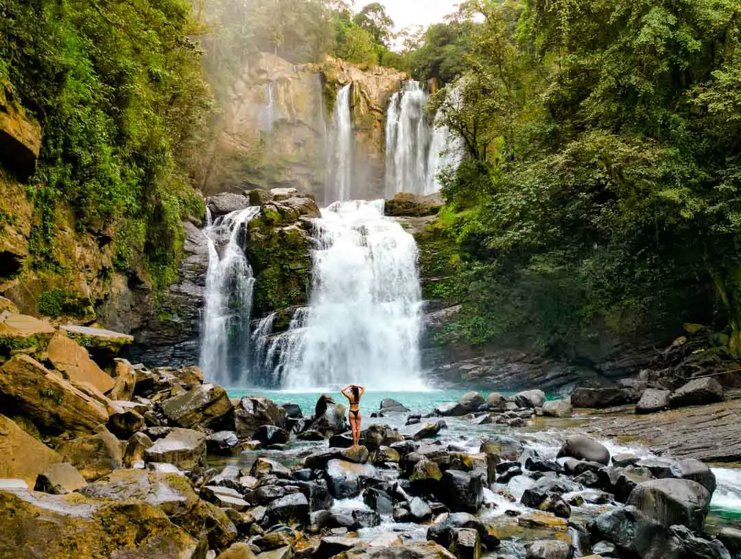 Naucaya Wasserfall Costa Rica
