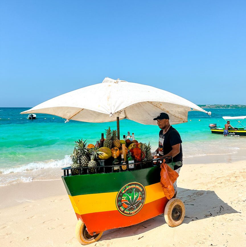 Cartagena Kolumbien Baru Cocktailverkäufer