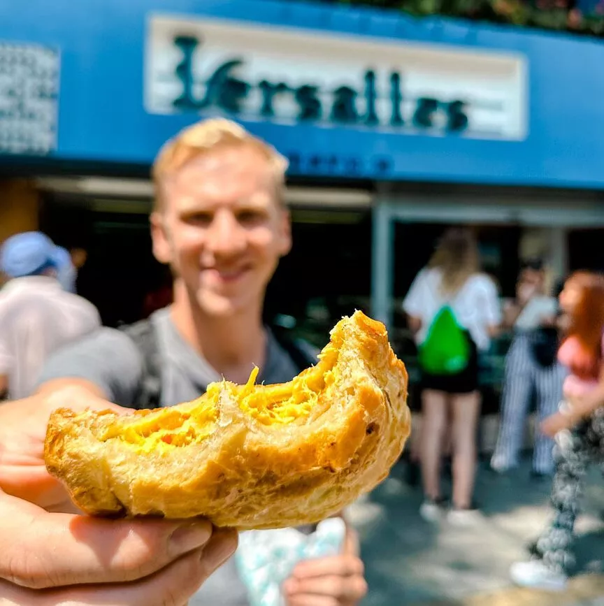 medellin kolumbien arepas versalles