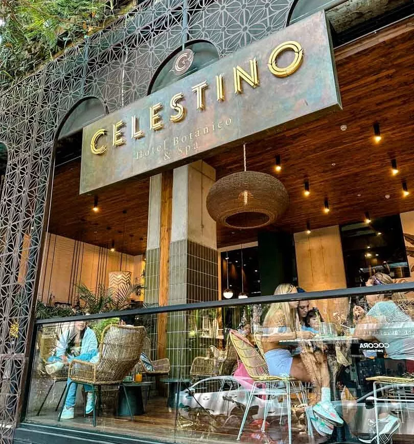 medellin kolumbien el poblado hippes restaurant