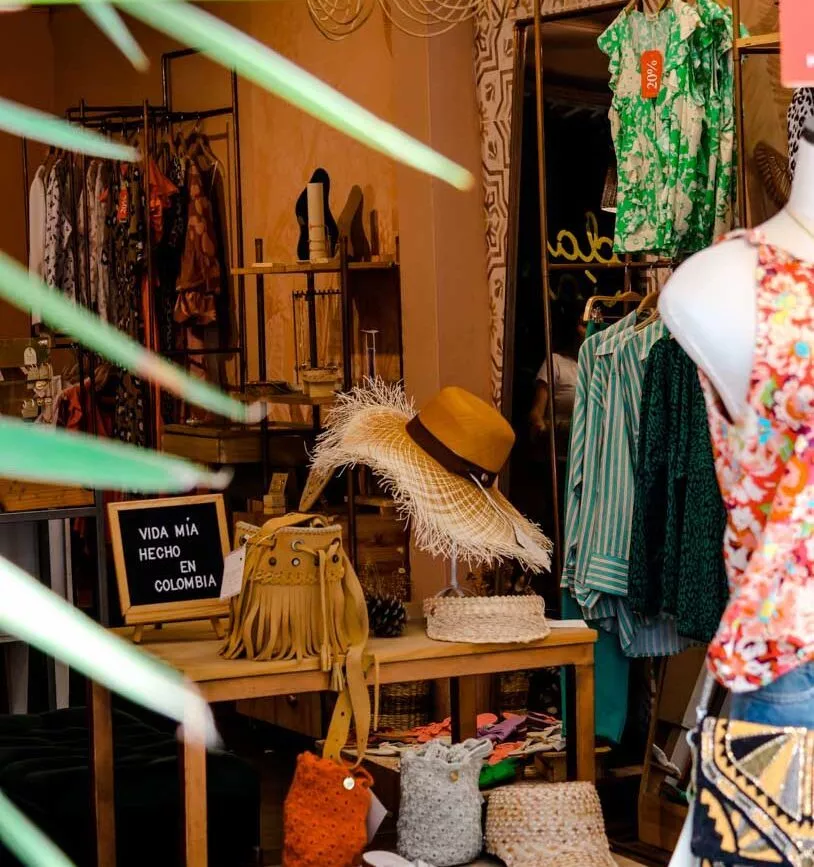 medellin kolumbien shopping in el poblado