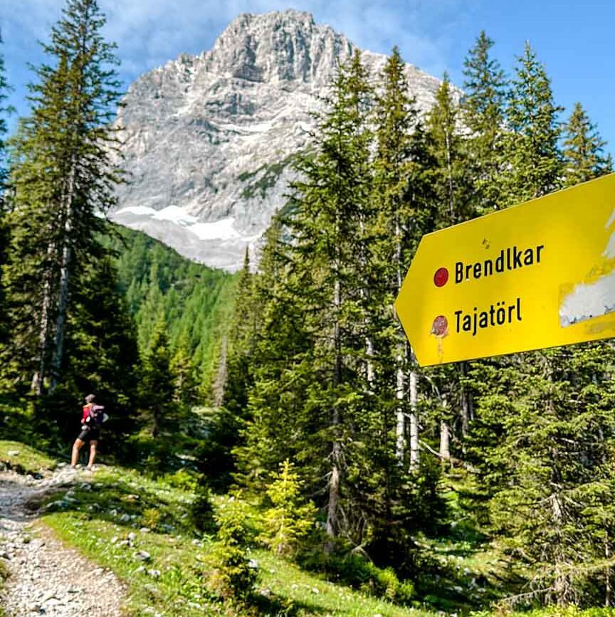 abzweigung zum tajatoerl drachensee wanderung