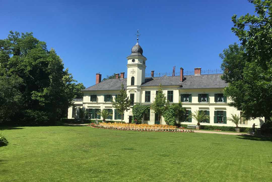 berlin ausflugsziele schloss britz