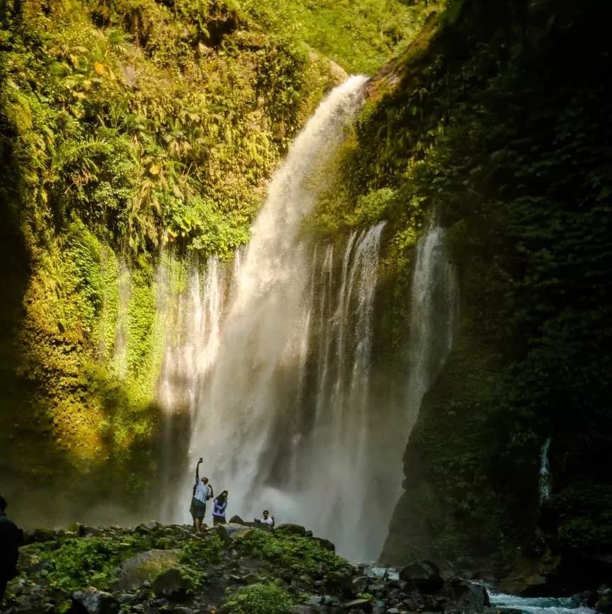 indonesien lombok tiu kelep wasserfall