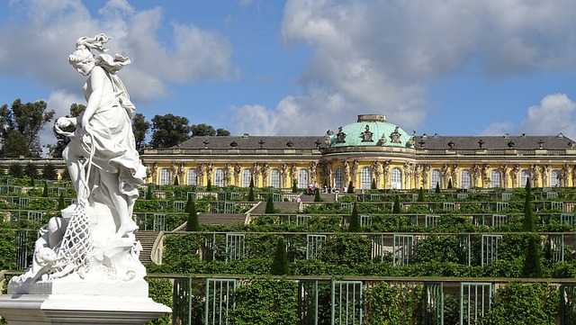 schloss sanssouci