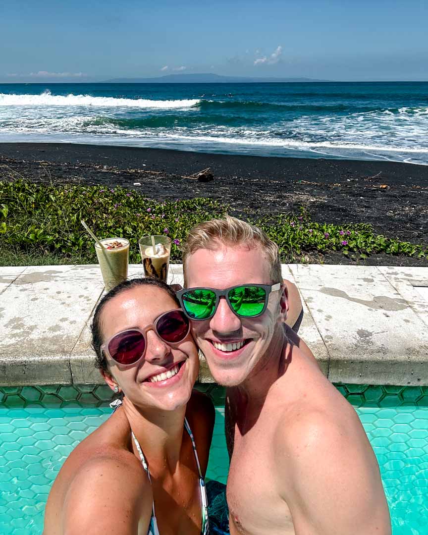 schwarzer strand bali Schwarzer Strand Bali