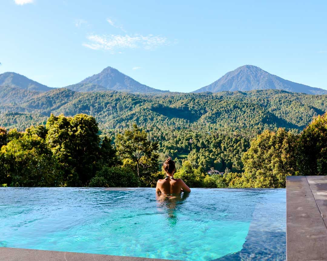 aussicht pool nadya homestay munduk 3