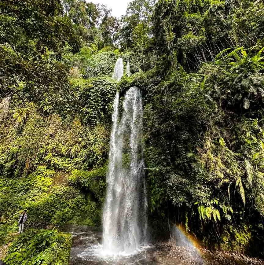 indonesien lombok tiu kelep wasserfall