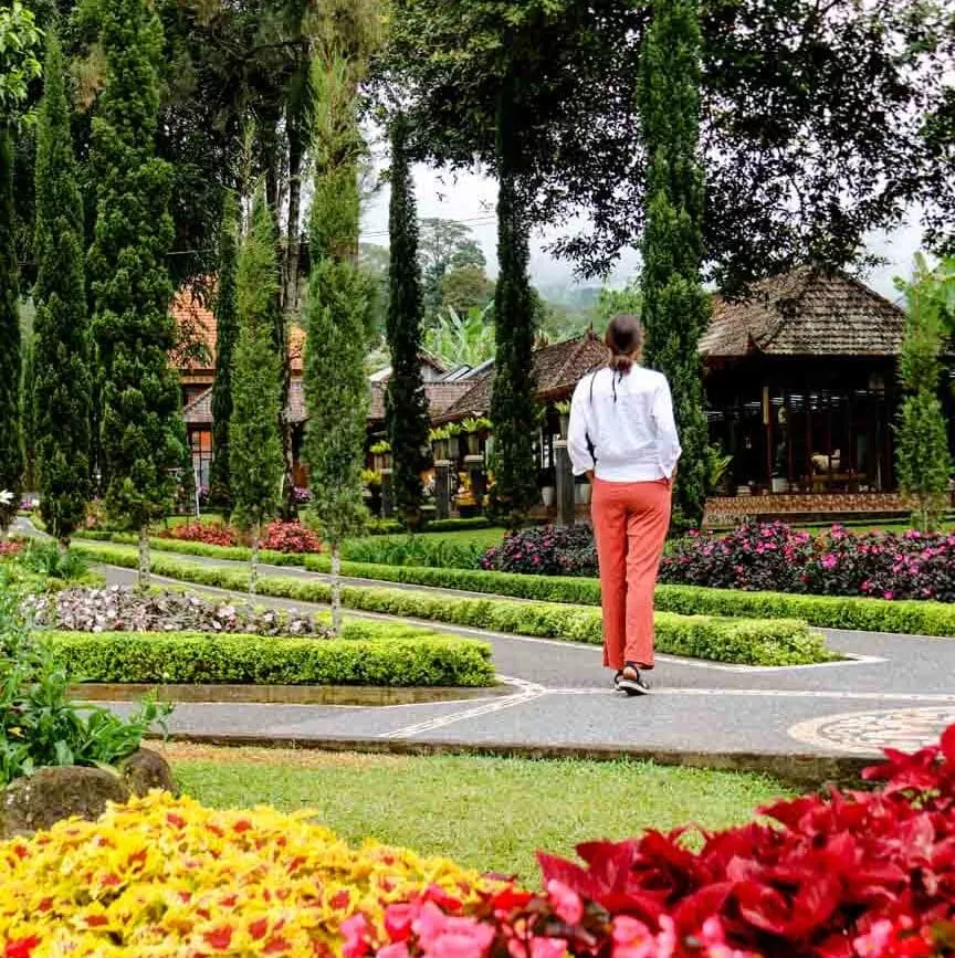munduk bali tempel pura ulun danu bratan gaerten