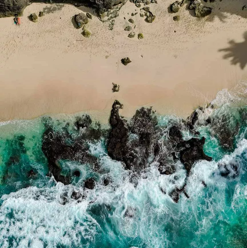 nusa penida bali diamond beach drohne