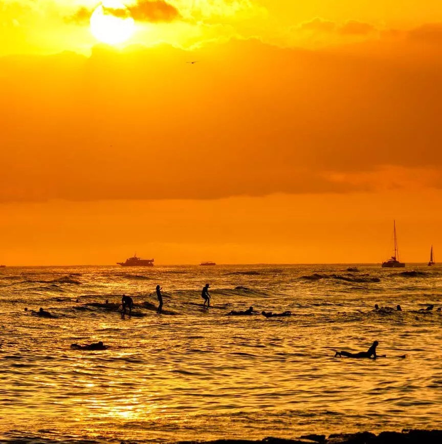 oahu hawaii sonnenuntergang waikiki beach