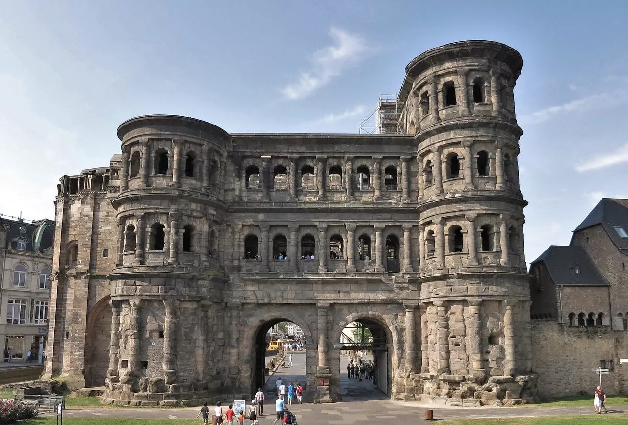 trier porta nigra