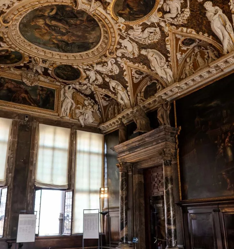 venedig dogenpalast neptunstatue