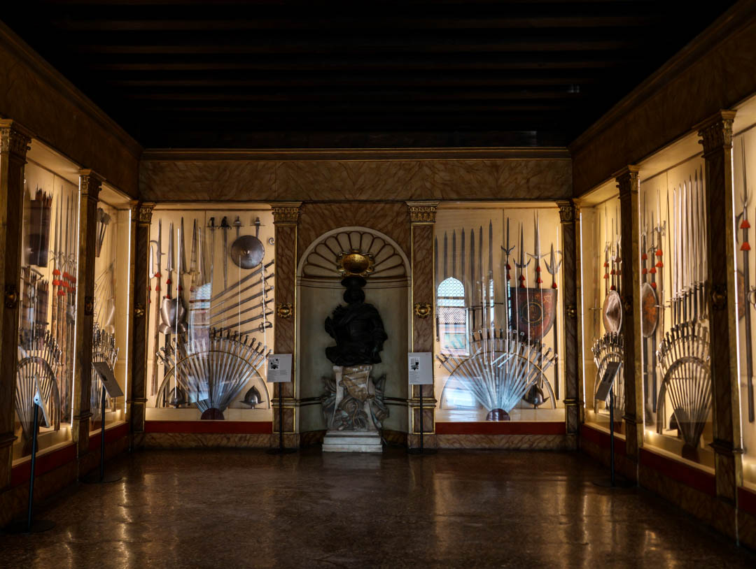 venedig dogenpalast waffenraum