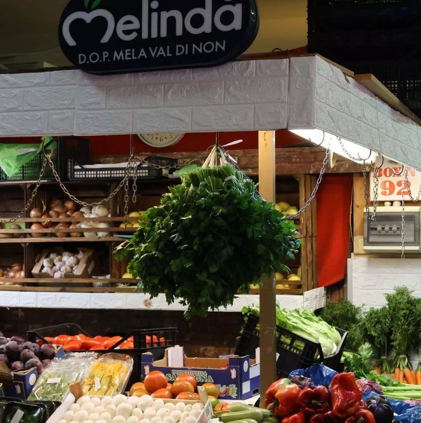 Cagliari Sehenswürdigkeiten Markt San Benedetto 02