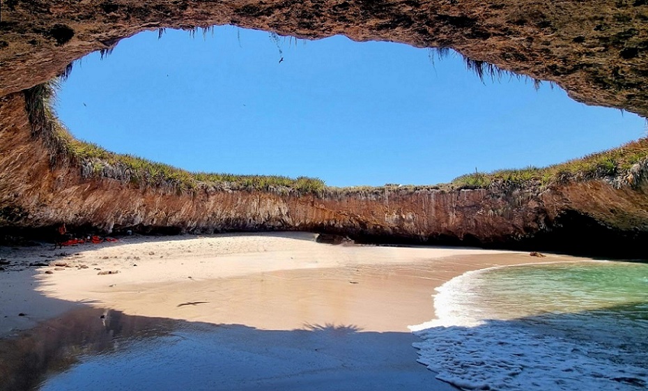 istock 647725668 ferrantraite