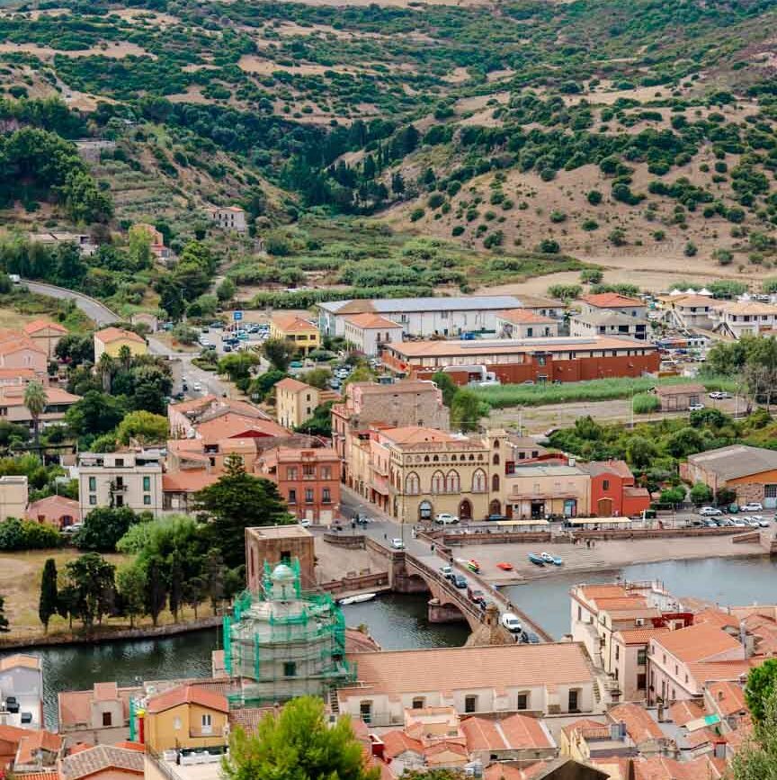 sardinien sehenswuerdigkeiten bosa ponte vecchio