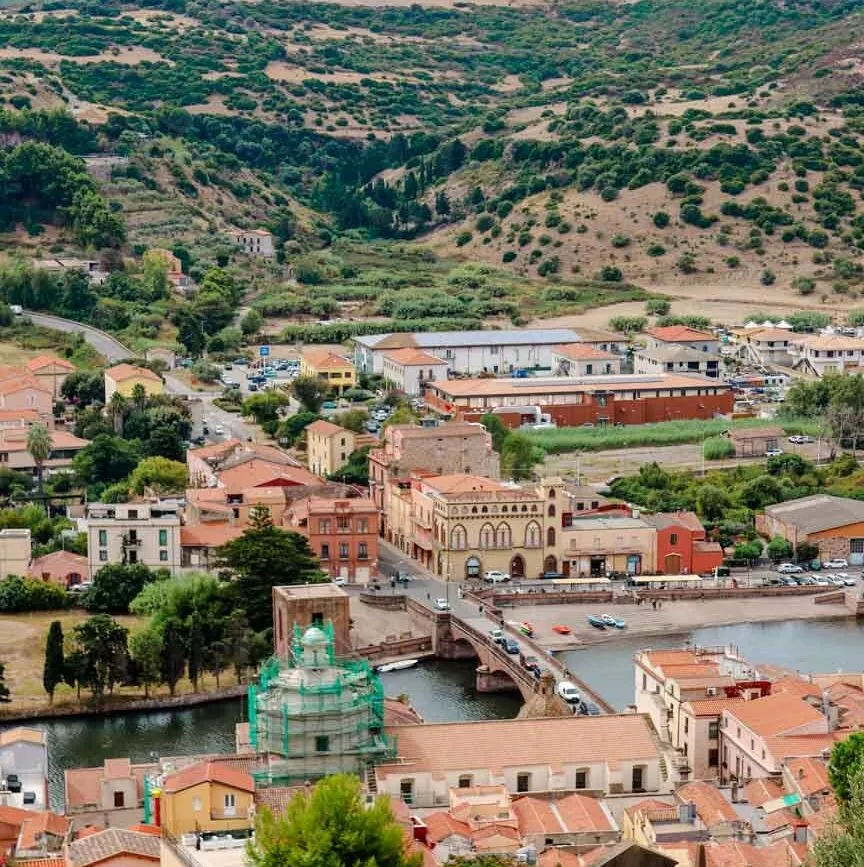 sardinien sehenswuerdigkeiten bosa ponte vecchio