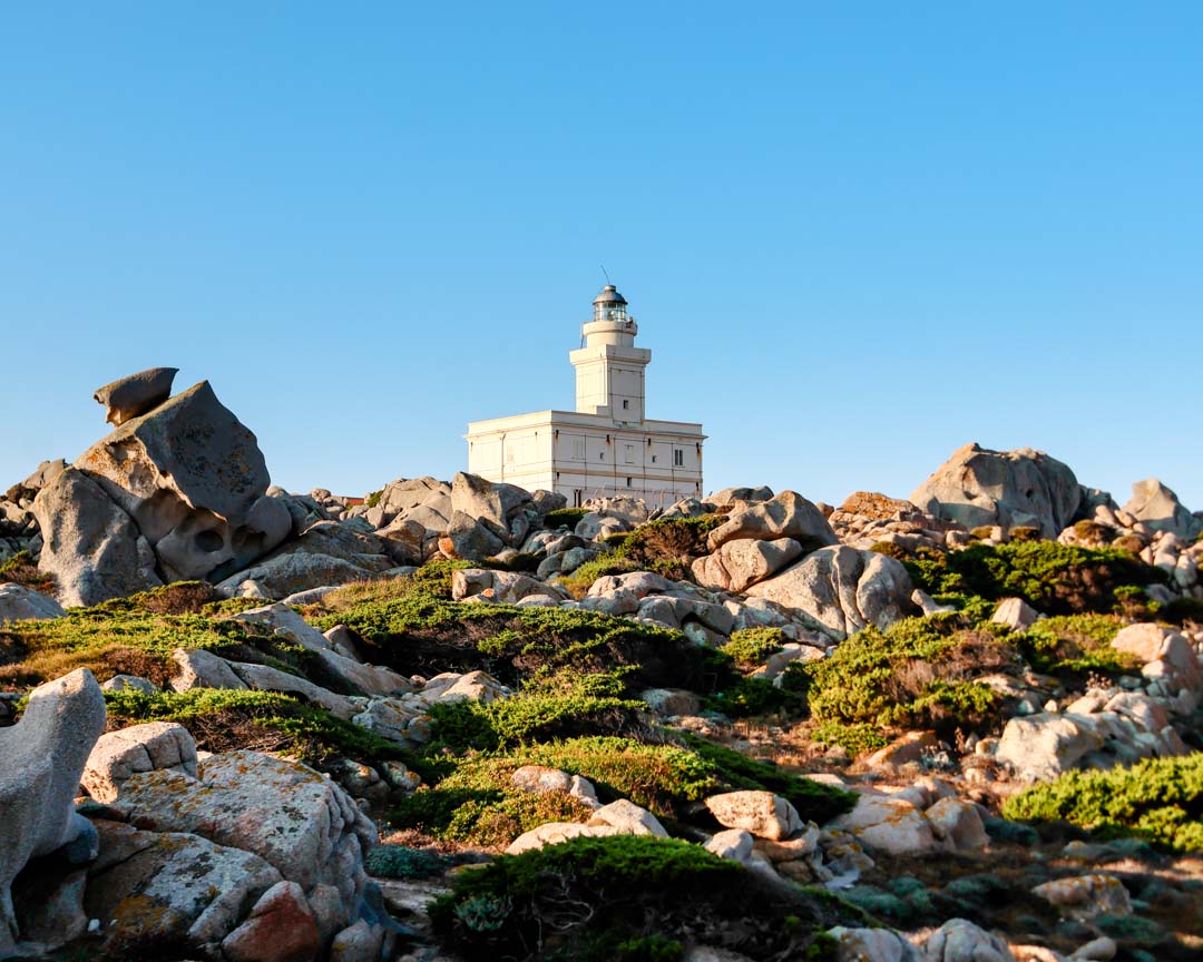 sardinien sehenswuerdigkeiten capo testa leuchtturm