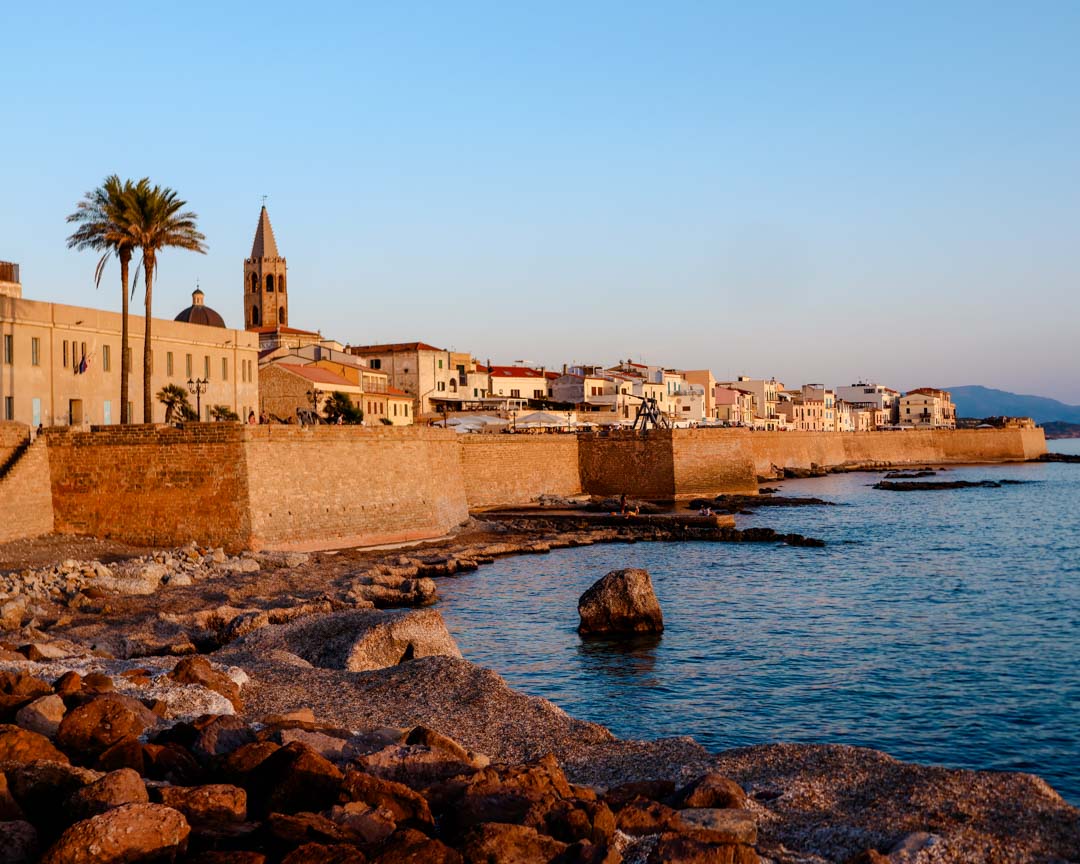 sardinien alghero promenade sardinien alghero promenade