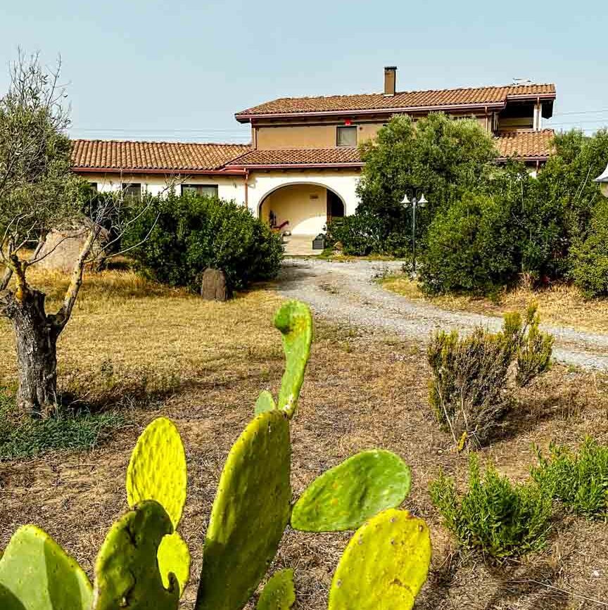 sardinien carbonia agriturismo sa scalitta