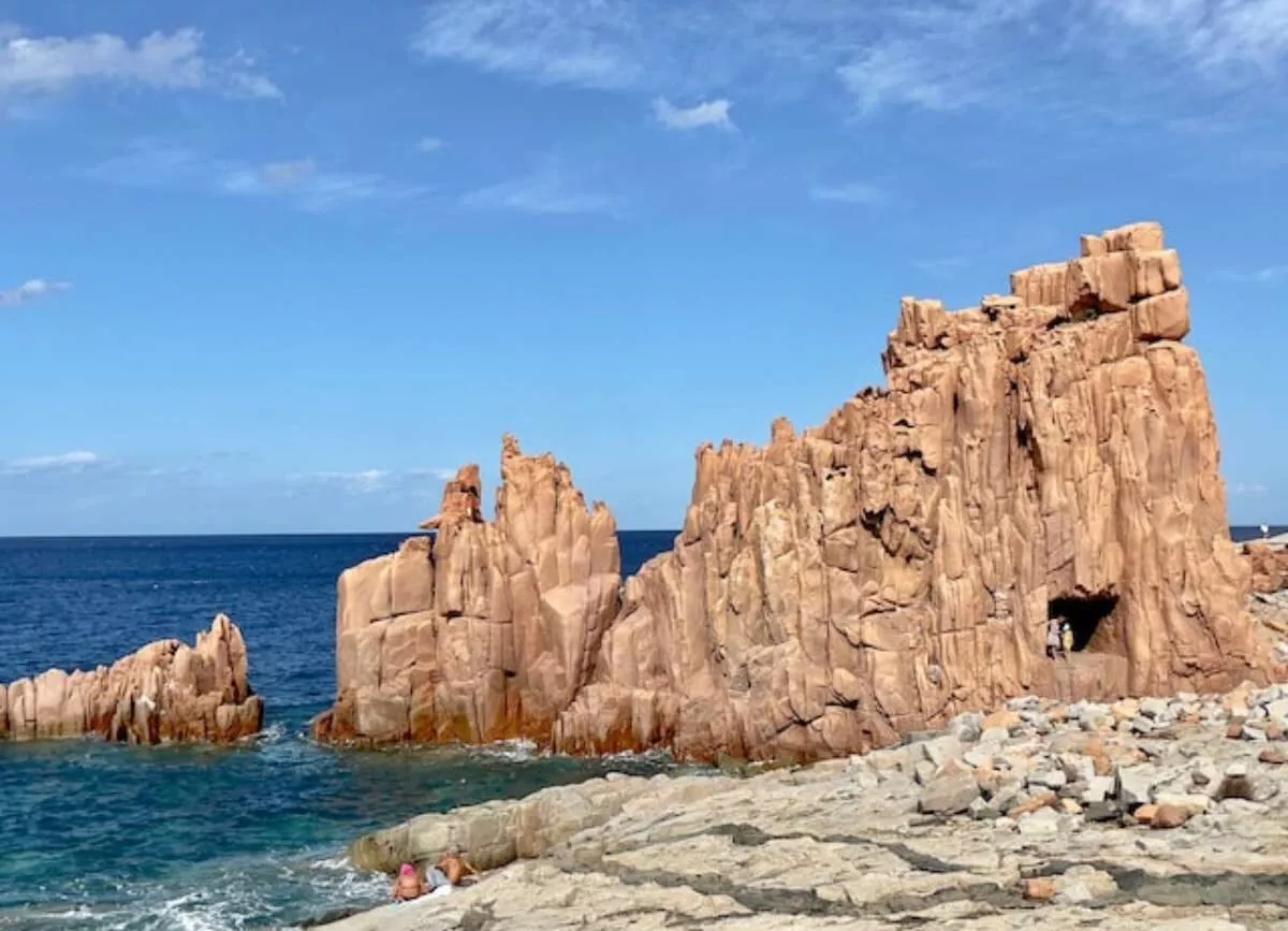 cala gonone rocce rosse