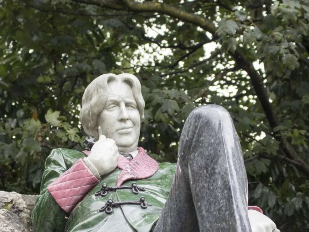 dublin oscar wilde statue Dublin Gesicht der Oscar Wilde Skulptur