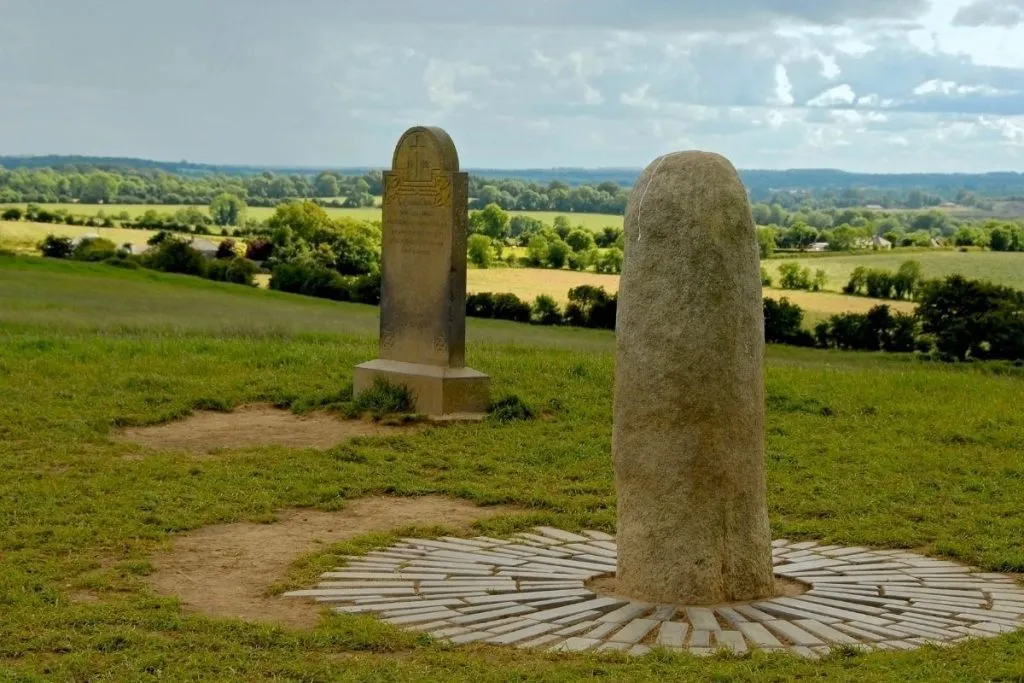hill of tara irland sehenswuerdigkeiten 2 Hill of Tara-Irland-Sehenswürdigkeiten-2