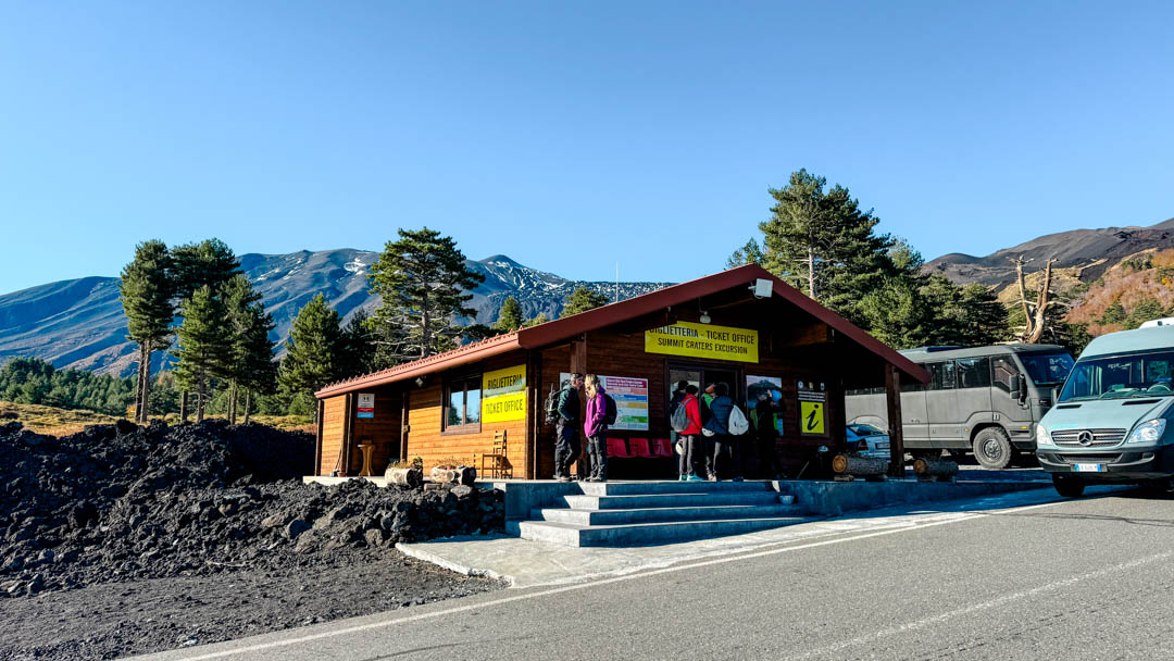 aetna nord refugio beim wanderstartpunkt