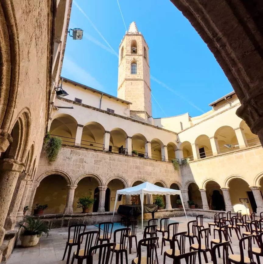alghero chiesa di san francesco