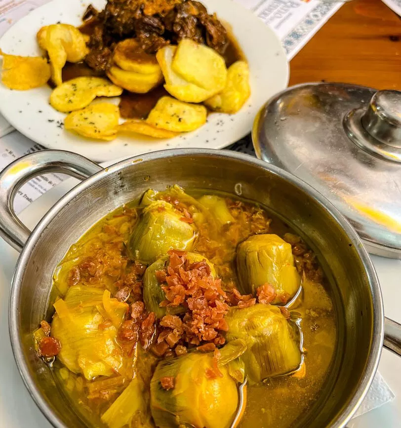 geschmorte artischocken bratkartoffeln fleisch andalusisches menue