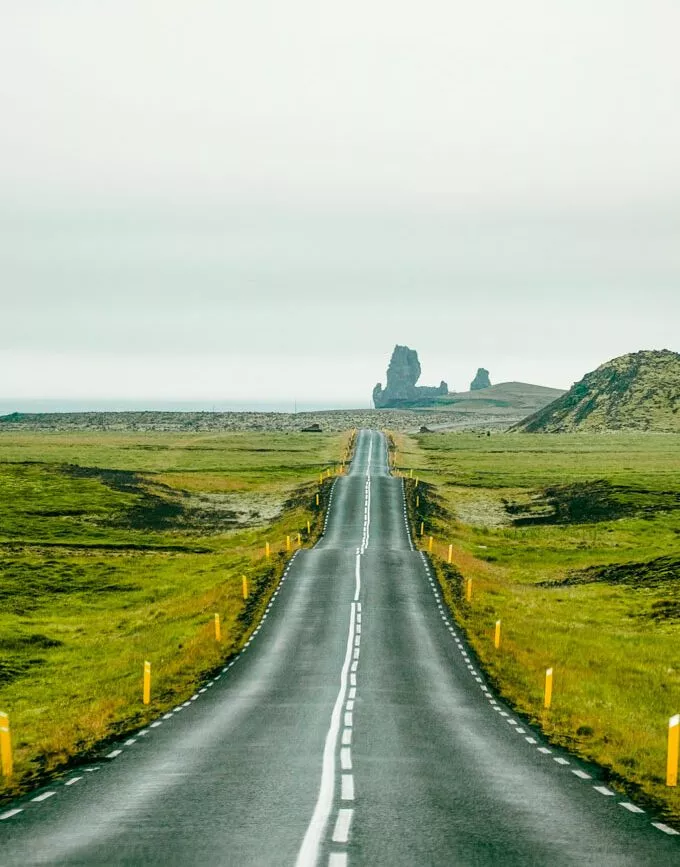 island snaefellsnes londrangar strasse island snaefellsnes londrangar strasse