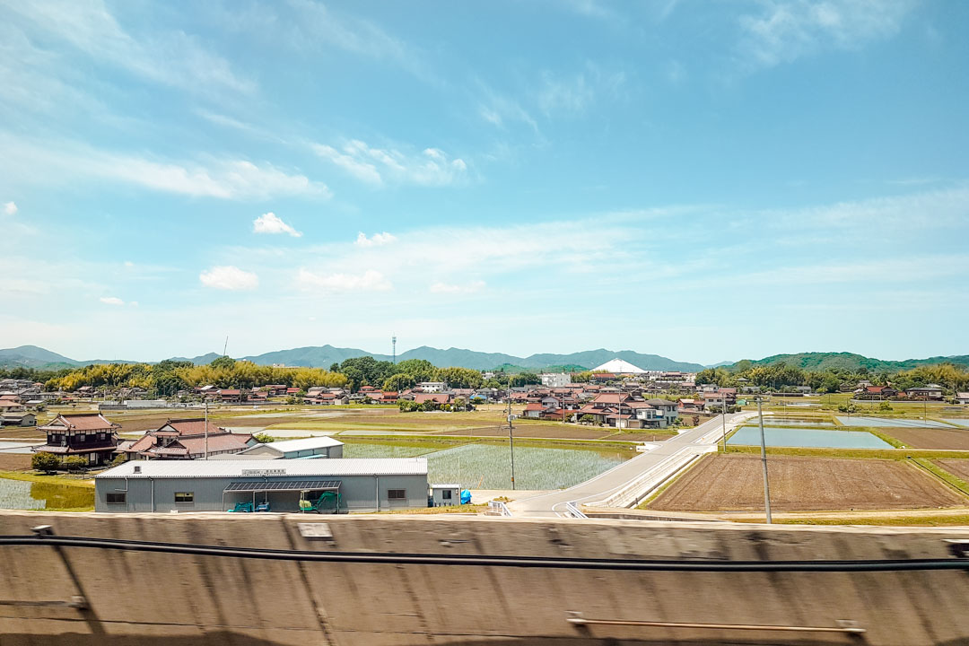 japan ausblick aus dem shinkansen nach hiroshima