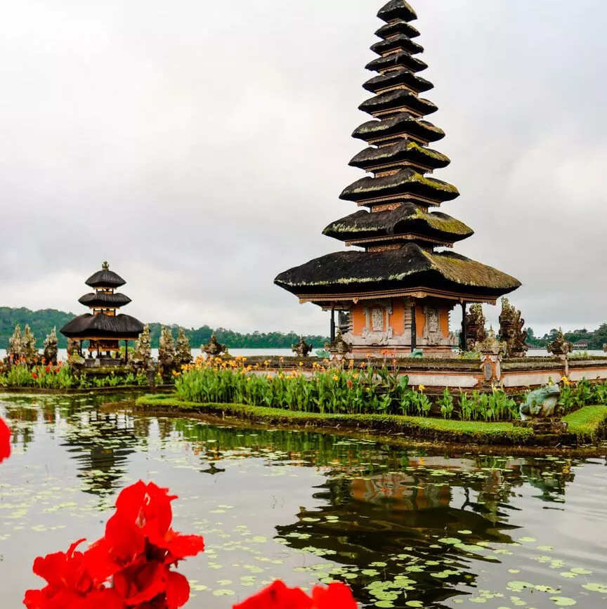 pura ulun danu bratan munduk bali pura ulun danu bratan munduk bali