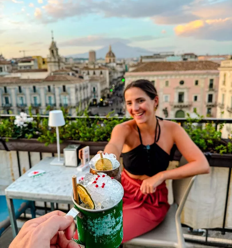 rooftop bar im elefanti hostel catania 2