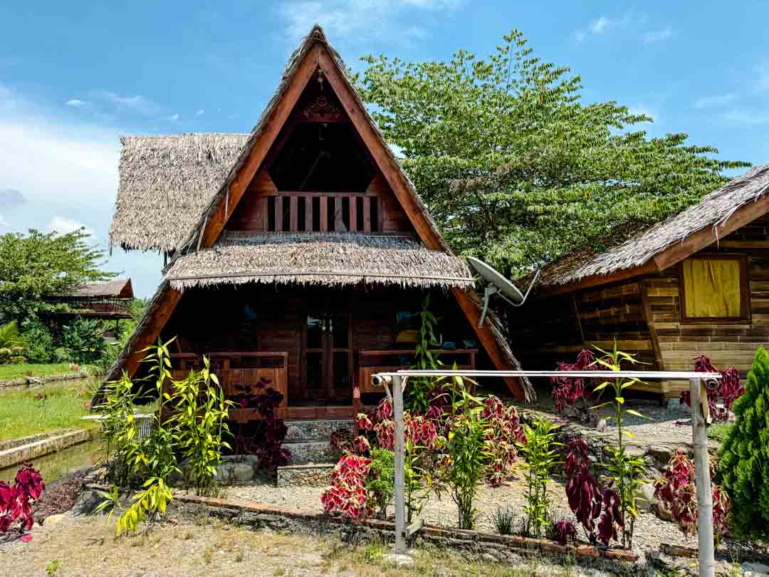 bungalow im volunteer camp