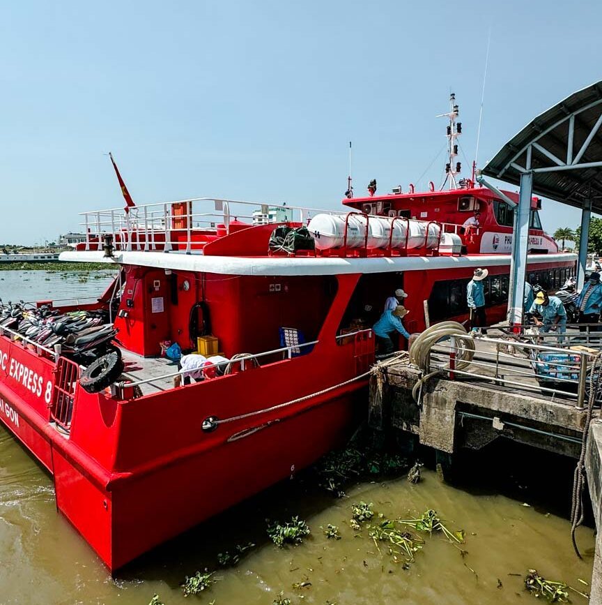 faehre nach phu quoc insel in vietnam