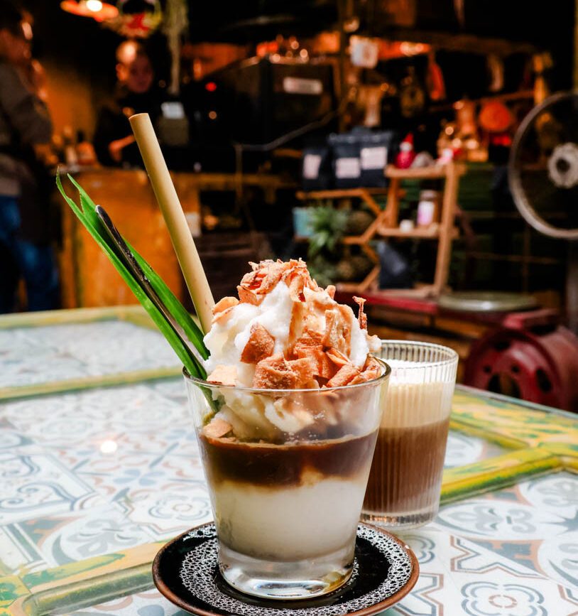 hidden gem cafe hanoi coconut coffee