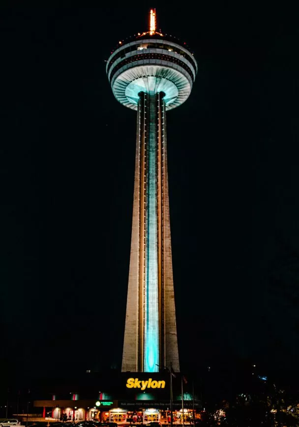 kanada niagarafaelle skylon tower Kanada Niagarafälle Skylon Tower