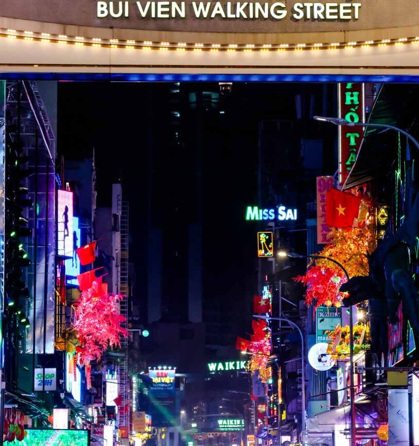 partymeile in saigon bui vien walking street