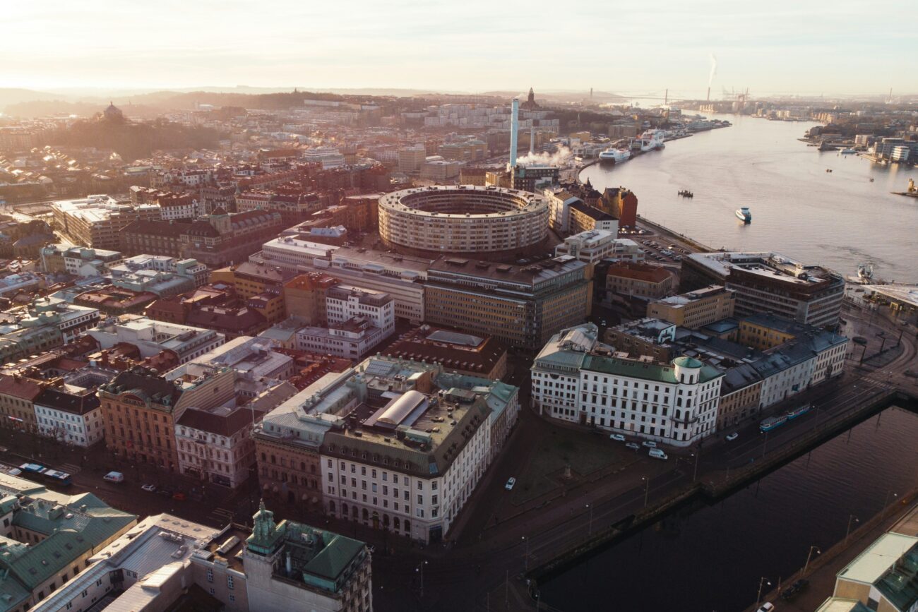 Schweden Göteborg Altstadt von oben bei Sonnenuntergang