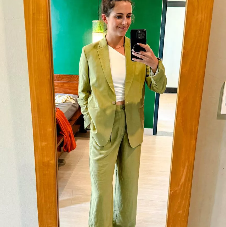 anzug von roro tailor schneiderei in hoi an