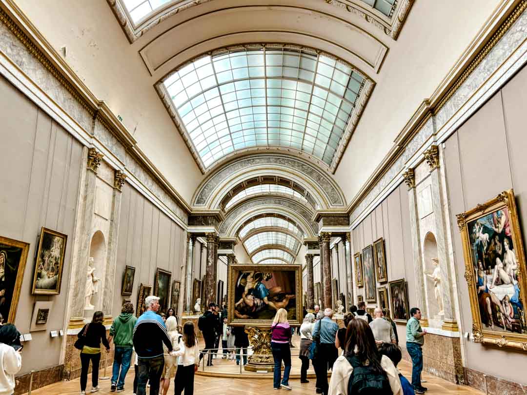 fluegel denon gemaeldesammlung der grande galerie in paris