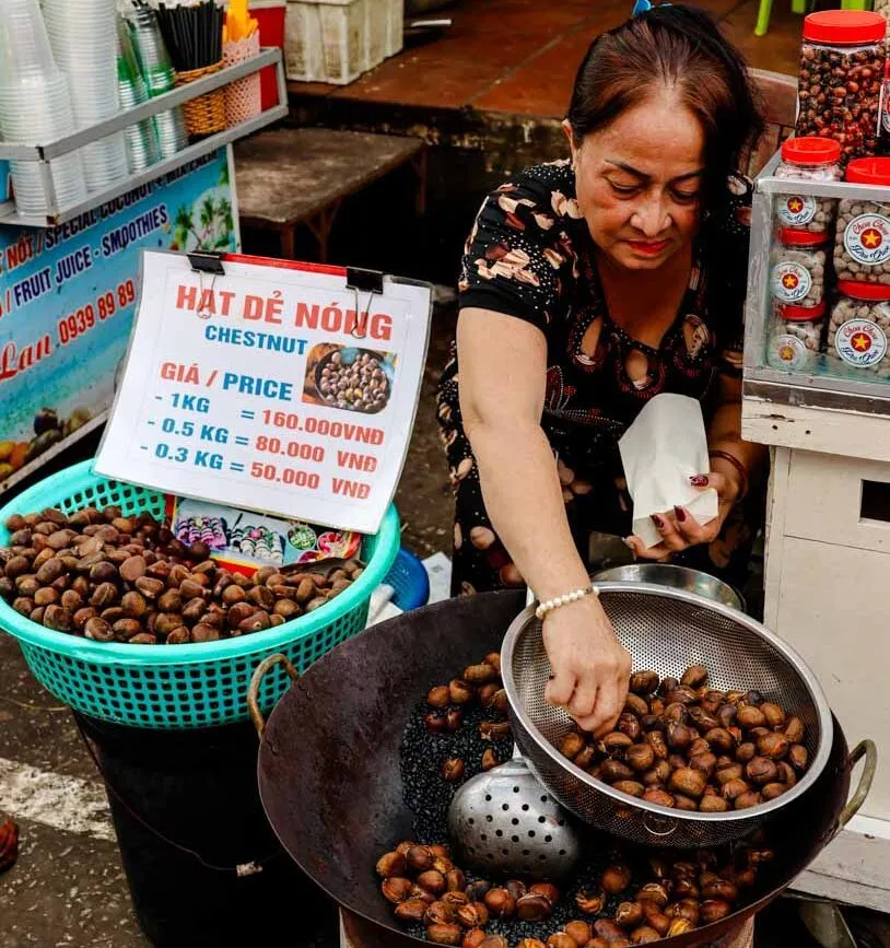 Günstige Kastanien auf dem Nightmarket