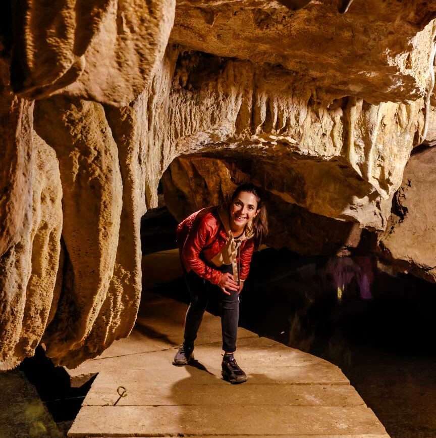 hoehle im thung nham bird valley ninh binh vietnam Höhle im Thung Nham Bird Valley, Ninh Binh Vietnam