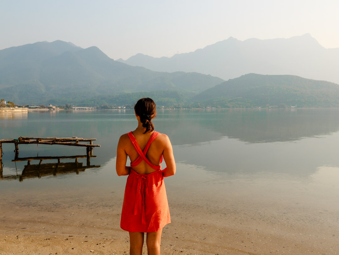 Lap An Lagoon am Ende des Wolkenpasses in Vietnam