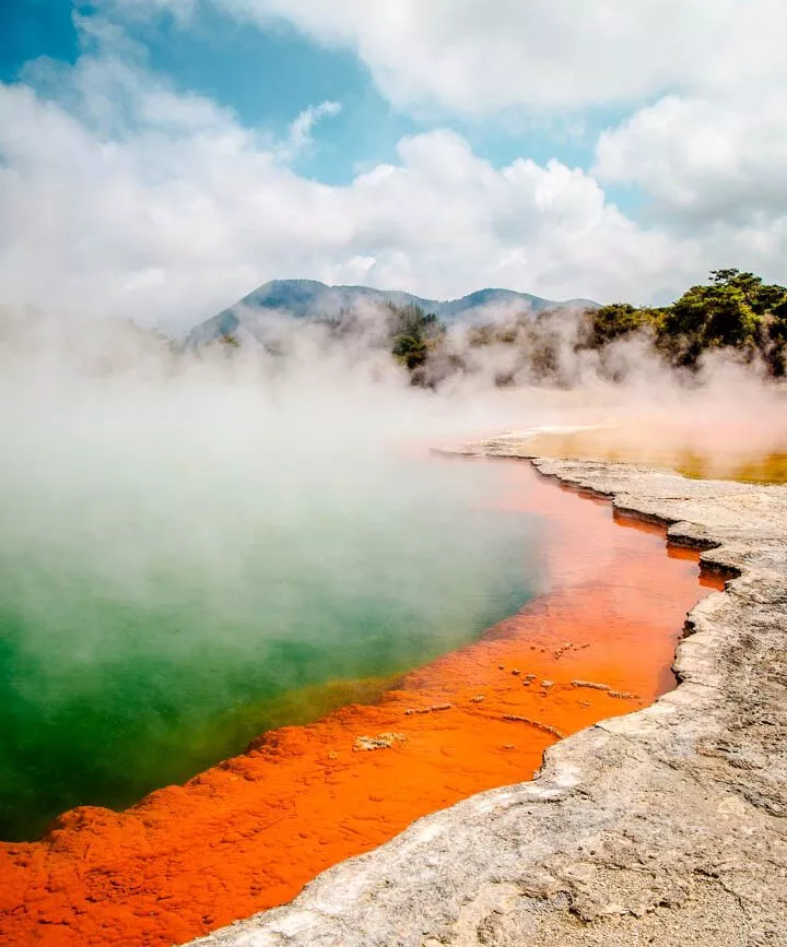 neuseeland nordinsel rotorua wai o tapu champagnerpool neuseeland nordinsel rotorua wai o tapu champagnerpool